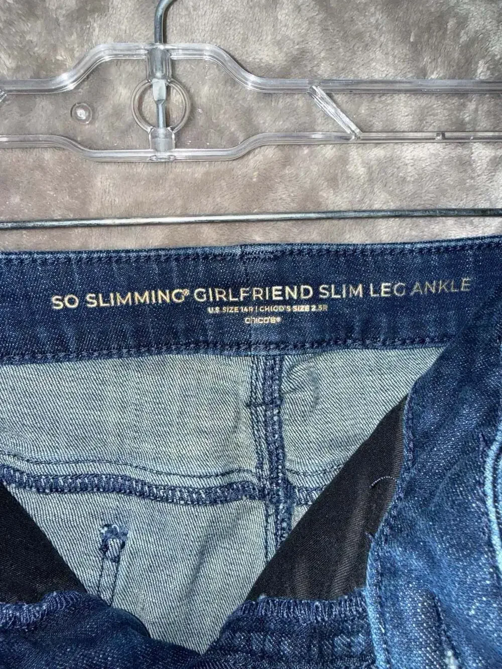 Chico's So Slimming Girlfriend Slim Leg Ankle Jeans Size 14R (Chico's Size 2.5R)
